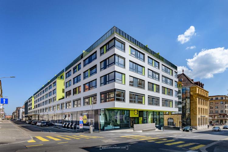 Spacieux appartement moderne de 4.5 pièces situé au centre-ville