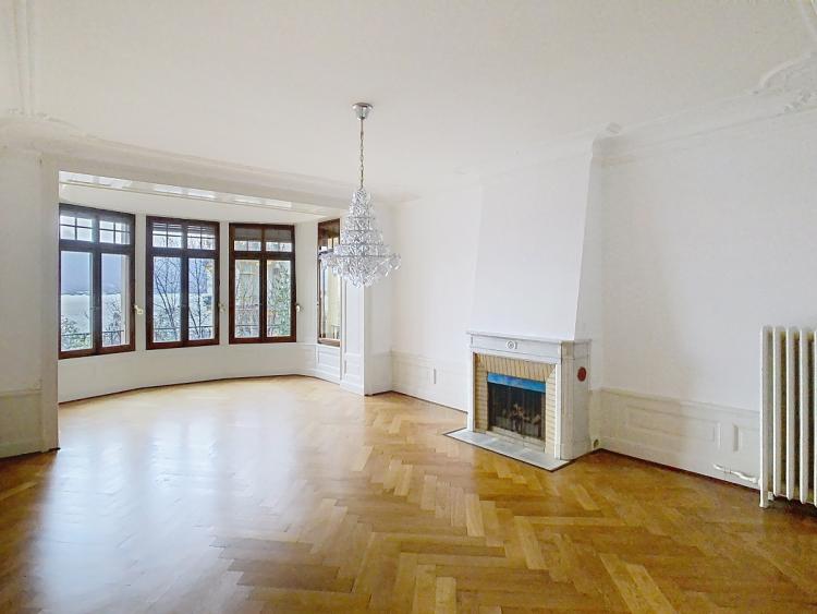 Bien d'exception à deux pas du lac