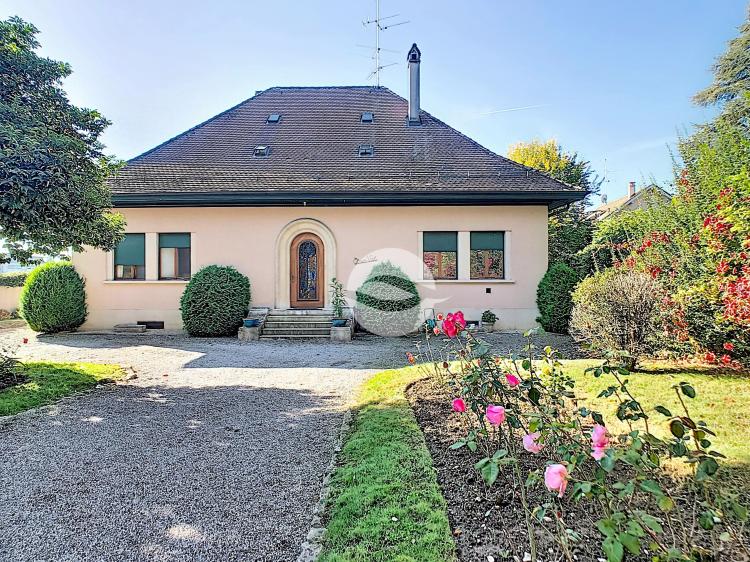 Belle propriété de Maître proche Collège du Léman
