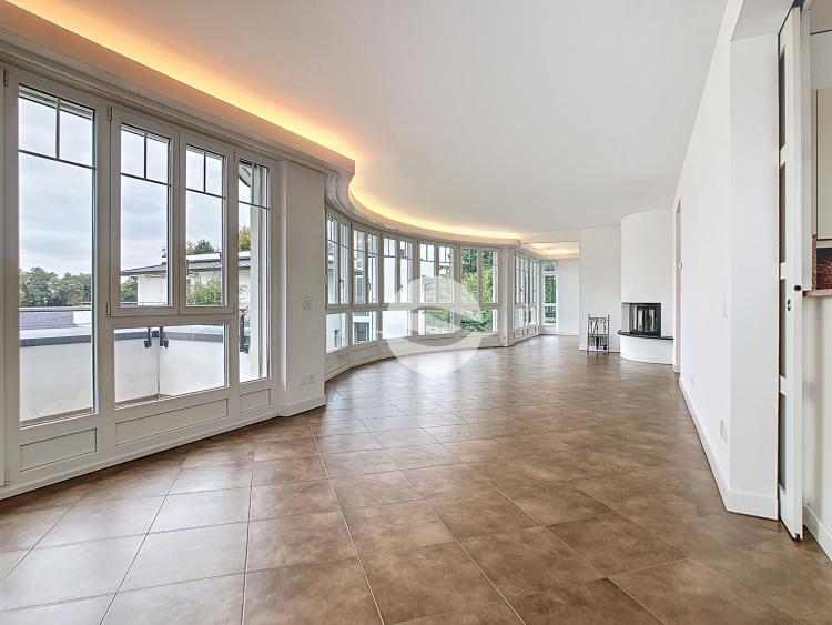 Attique avec terrasse privative sur le toit