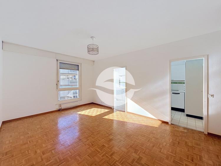 Spacieux appartement de 3 pièce, rénové ! 