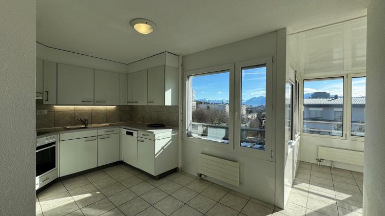 Bel appartement de 5.5 pièces sous les combles