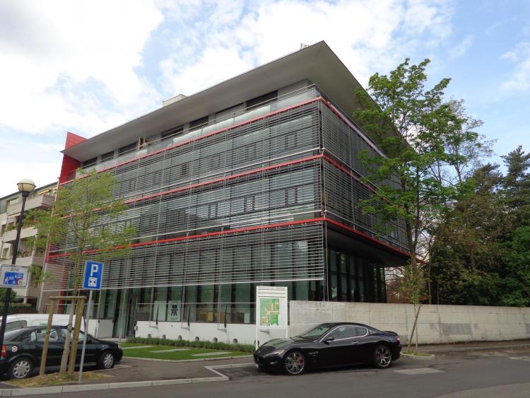 Thônex - Bureau d'env. 147 m2 au 1er étage
