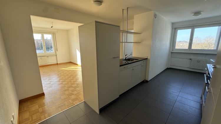 Bel appartement de 2 pièces au 6ème étage à Fribourg - 1er loyer offert