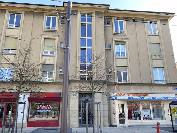 Place de parc extérieure