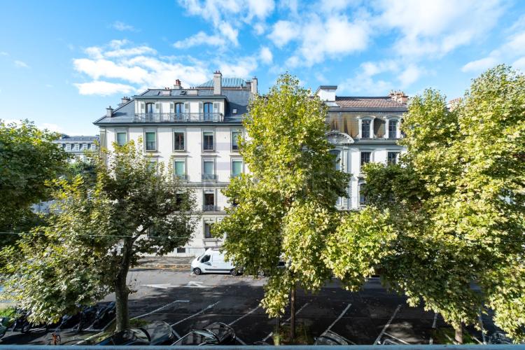 Rue Jean-Gabriel Eynard / Cours des Bastion – Luxueux Bureaux dans immeuble de prestige